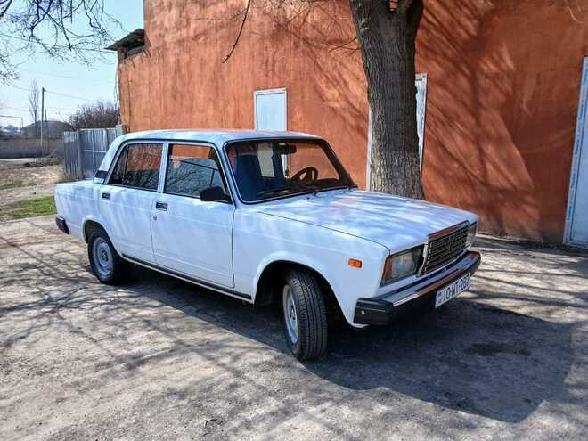 LADA (VAZ) 2107 2005, 91,000 km - 1.6 л - Sabirabad