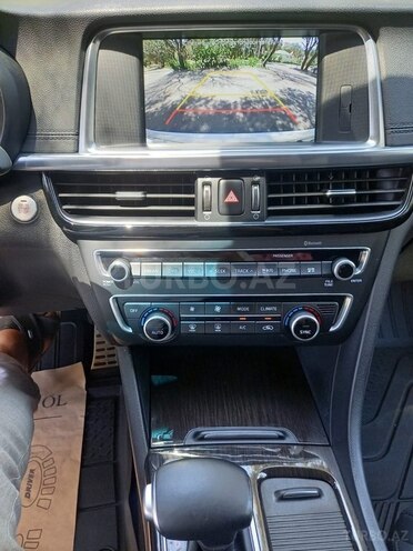 Kia K5-10