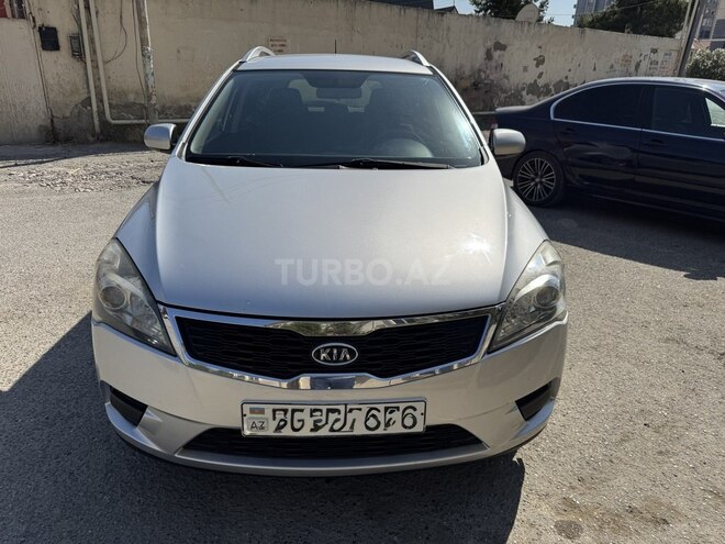 Kia  2010, 278,000 km - 1.4 l - Bakı