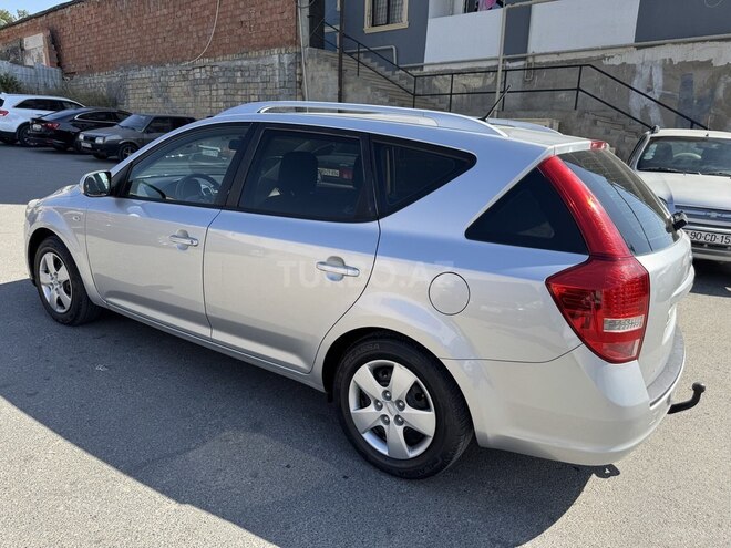 Kia  2010, 278,000 km - 1.4 l - Bakı
