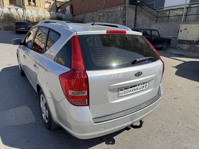 Kia  2010, 278,000 km - 1.4 l - Bakı