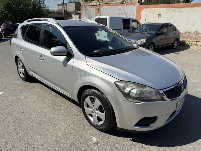 Kia  2010, 278,000 km - 1.4 l - Bakı