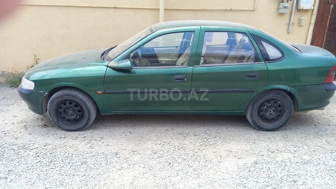 Opel Vectra 1995, 350,000 km - 1.6 l - Bakı