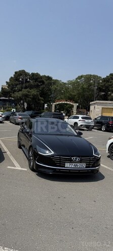 Hyundai Sonata-1