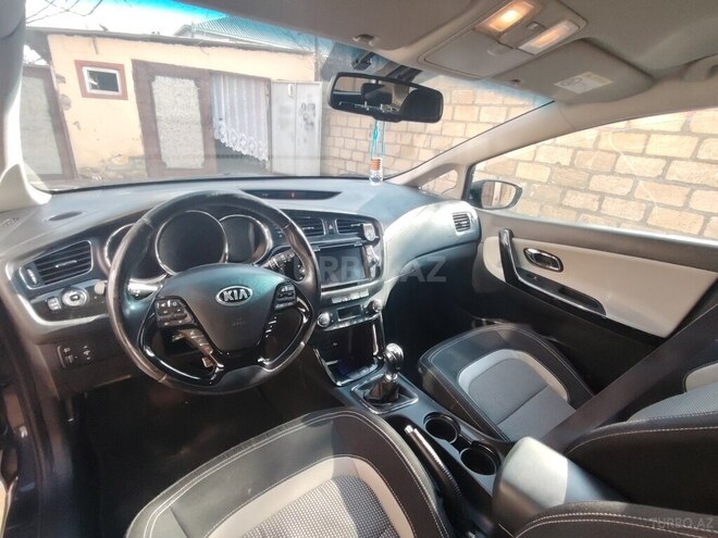 Kia Ceed 2014, 175,000 km - 1.6 l - Bərdə