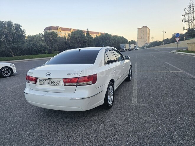 Hyundai Sonata-5