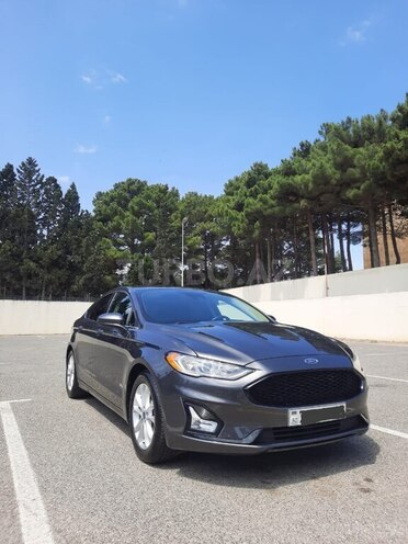 Ford Fusion (North America) 2019, 112,092 km - 1.5 l - Sumqayıt