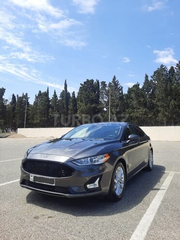 Ford Fusion (North America) 2019, 112,092 km - 1.5 l - Sumqayıt