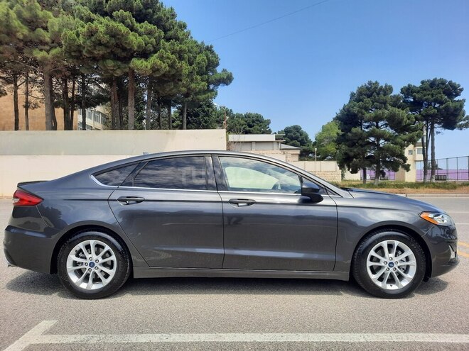 Ford Fusion (North America) 2019, 112,092 km - 1.5 l - Sumqayıt