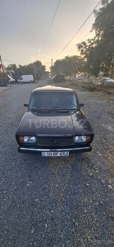 LADA (VAZ) 2107 2001, 40,000 km - 1.3 l - Quba