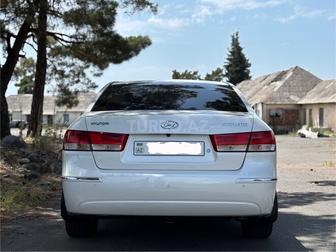 Hyundai Sonata-5