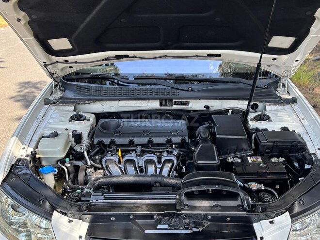Hyundai Sonata-12