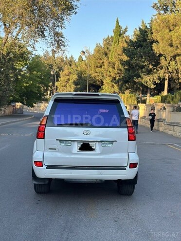 Toyota Land Cruiser Prado-2