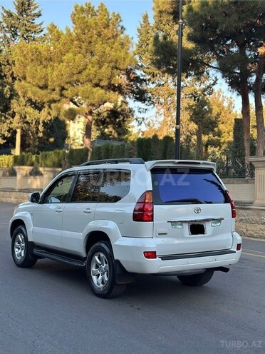 Toyota Land Cruiser Prado-11