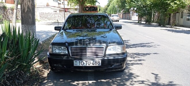Mercedes C 220 1995, 612,506 km - 2.2 l - Beyləqan