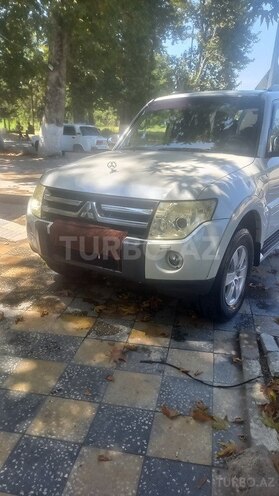 Mitsubishi Pajero 2007, 280,000 km - 3.0 l - Göyçay