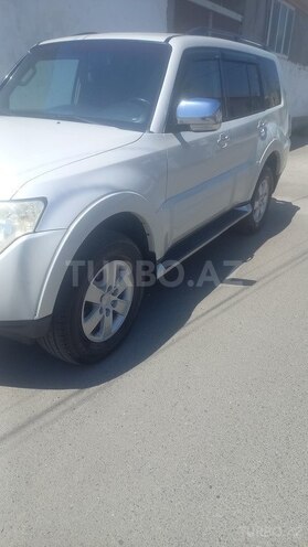 Mitsubishi Pajero 2007, 280,000 km - 3.0 l - Göyçay