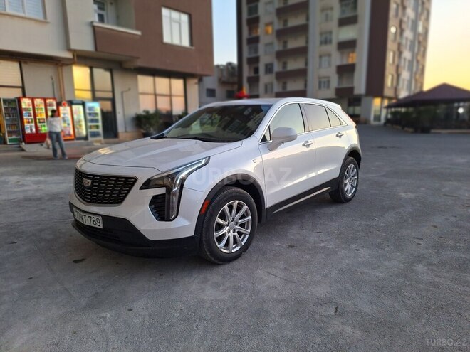 Cadillac XT4-1