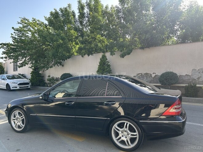 Mercedes C 200 2000, 320,000 km - 2.0 л - Bakı