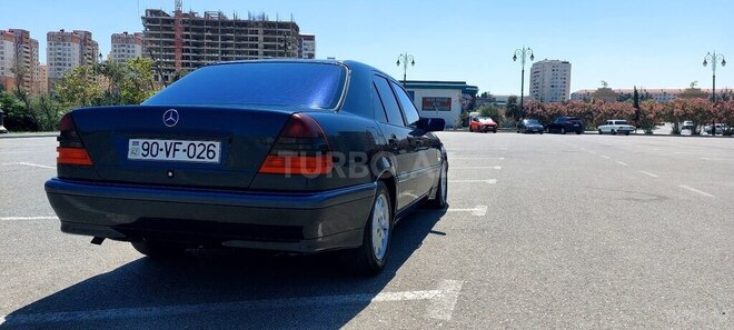 Mercedes C 180 1999, 297,662 km - 1.8 l - Bakı