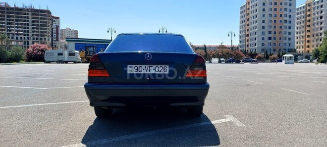 Mercedes C 180 1999, 297,662 km - 1.8 l - Bakı