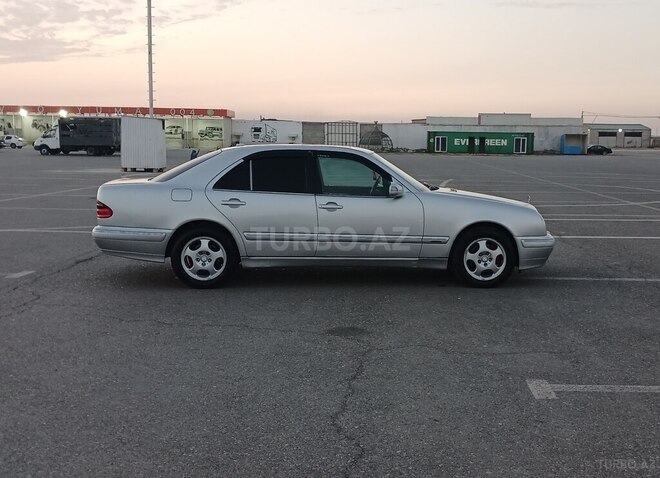 Mercedes E 270 2000, 383,255 km - 2.7 l - Bakı
