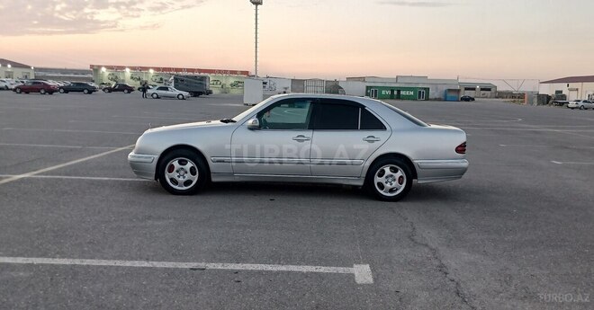 Mercedes E 270 2000, 383,255 km - 2.7 l - Bakı