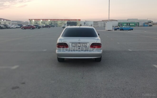 Mercedes E 270 2000, 383,255 km - 2.7 l - Bakı
