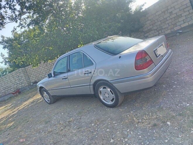Mercedes C 200 1995, 275,000 km - 2.0 l - Gəncə