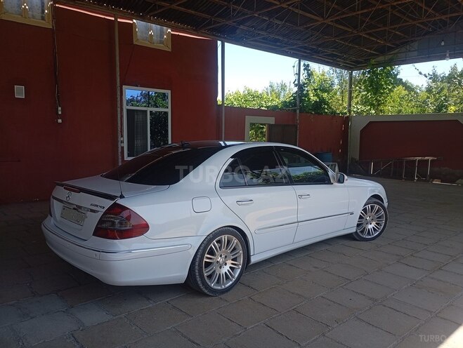 Mercedes E 220 d 2007, 290,800 km - 2.2 l - Salyan