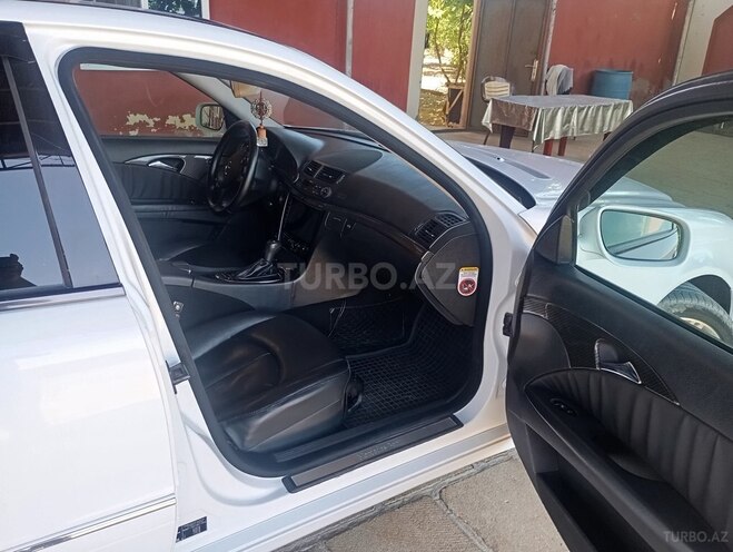 Mercedes E 220 d 2007, 290,800 km - 2.2 l - Salyan
