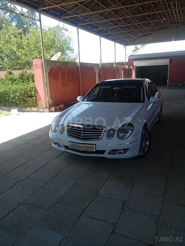 Mercedes E 220 d 2007, 290,800 km - 2.2 l - Salyan