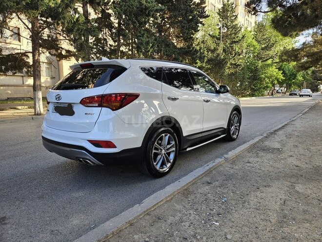 Hyundai Santa Fe-4
