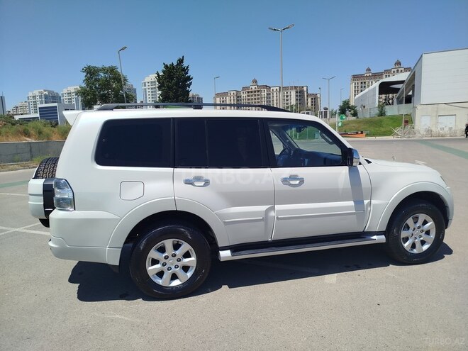 Mitsubishi Pajero 2013, 188,000 km - 3.8 l - Bakı