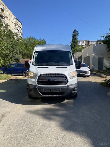 Ford Transit-1