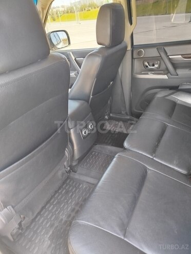 Mitsubishi Pajero 2013, 188,000 km - 3.8 l - Bakı