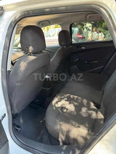 Opel Astra 2011, 330,000 km - 1.4 l - Astara