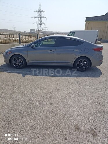 Hyundai Elantra 2018, 252,667 km - 2.0 l - Bakı