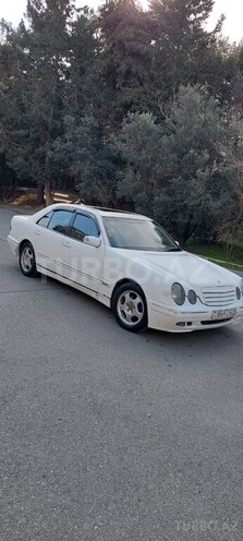 Mercedes E 220 d 2001, 450,888 km - 2.2 l - Bakı