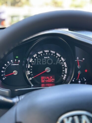 Kia Sportage 2011, 179,000 km - 2.0 л - Bakı