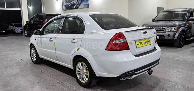Chevrolet Aveo-7
