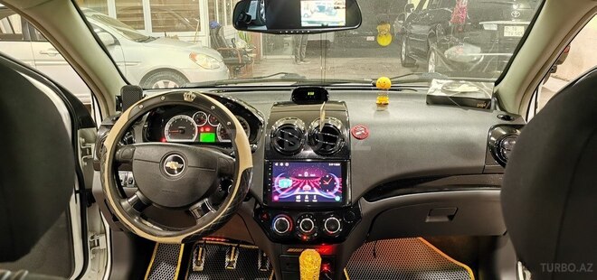 Chevrolet Aveo-15