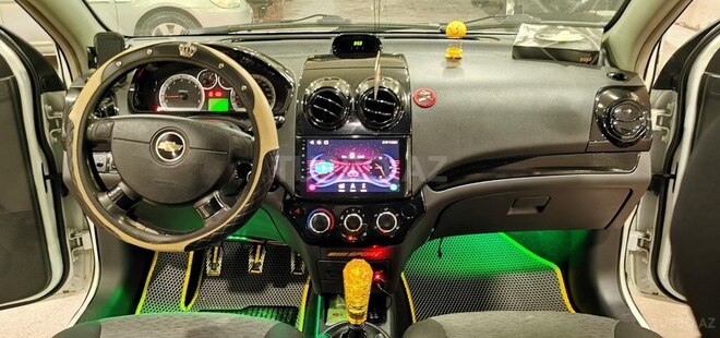 Chevrolet Aveo-14