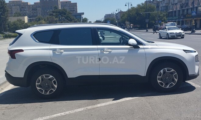 Hyundai Santa Fe 2023, 18,200 km - 1.6 l - Bakı