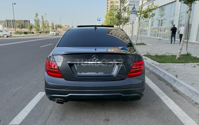 Mercedes C 250 2014, 172,120 km - 1.8 l - Bakı