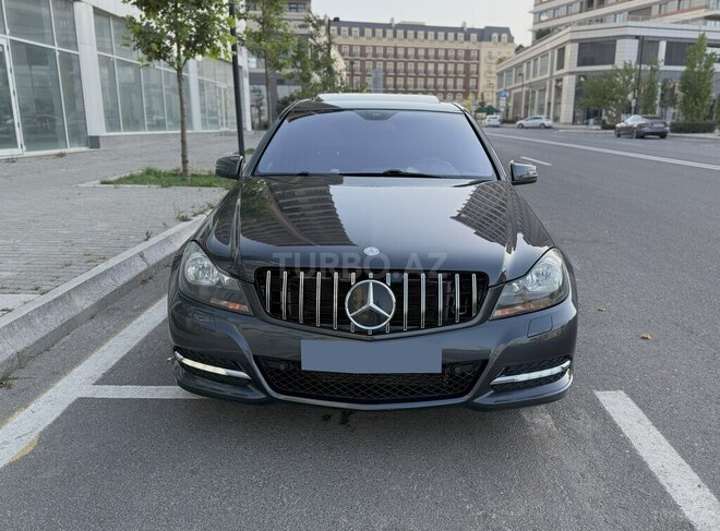 Mercedes C 250 2014, 172,120 km - 1.8 l - Bakı