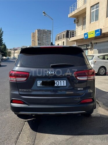 Kia Sorento-4