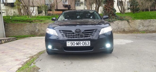 Toyota Camry-1
