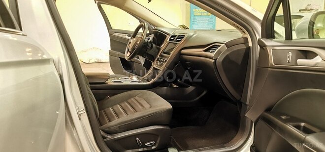 Ford Fusion (North America)-18