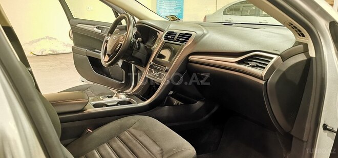 Ford Fusion (North America)-17